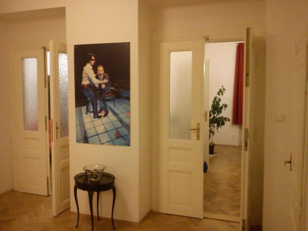 Rain Man'S Apartment Praga